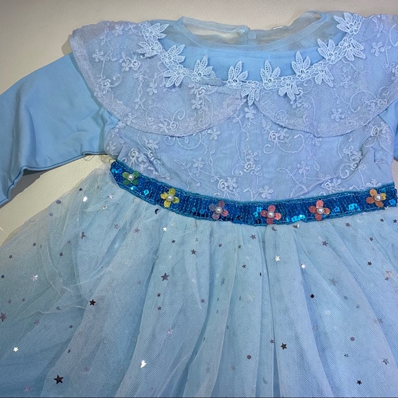 Frozen Elsa Cute Sparkly Costume Dress - Picture 8 of 9